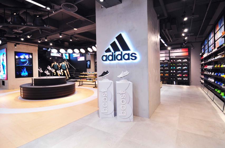 Chiến lược marketing của Adidas về phân phối
